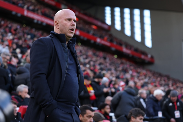 GA黄金甲官方网站-卡拉格谈斯洛特遭批：一些球迷自带优越感；球队阵容构成并不合理